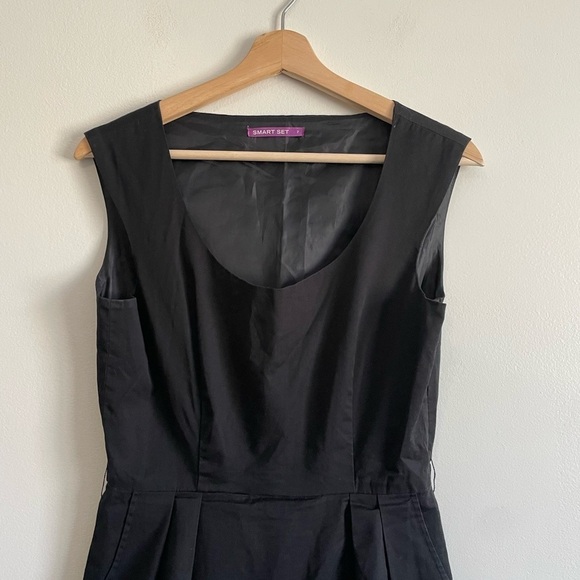 Smart  Set Classic Fit & Flare Little Black Sleeveless Dress - Picture 2 of 8